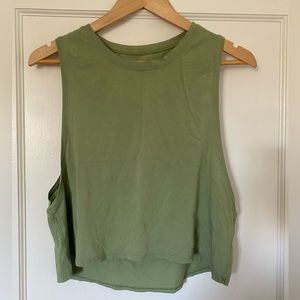 Lululemon green cotton top sz 6